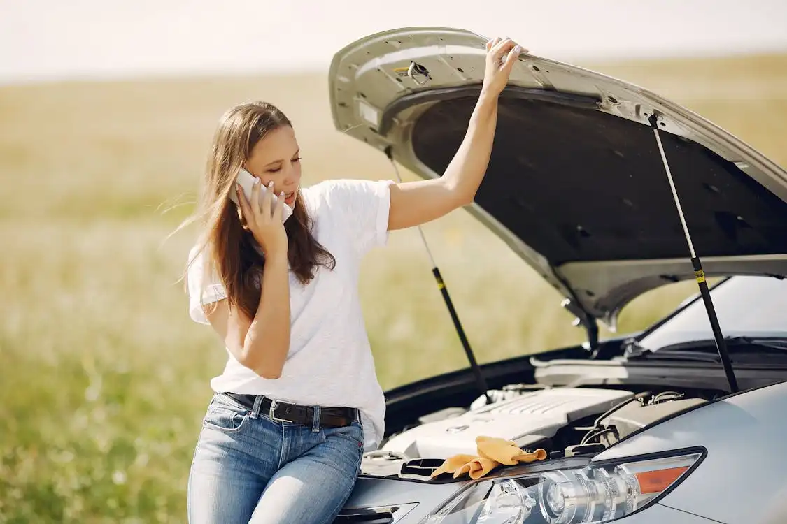 signs of broken car